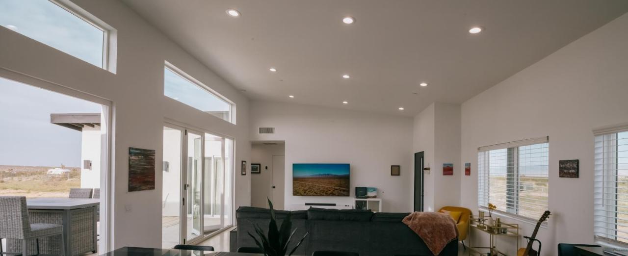 Coyote Tracks - A Modern Desert Experience Villa Joshua Tree Exterior photo