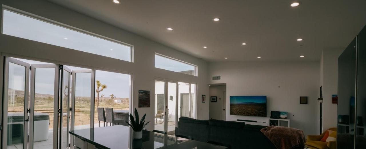 Coyote Tracks - A Modern Desert Experience Villa Joshua Tree Exterior photo