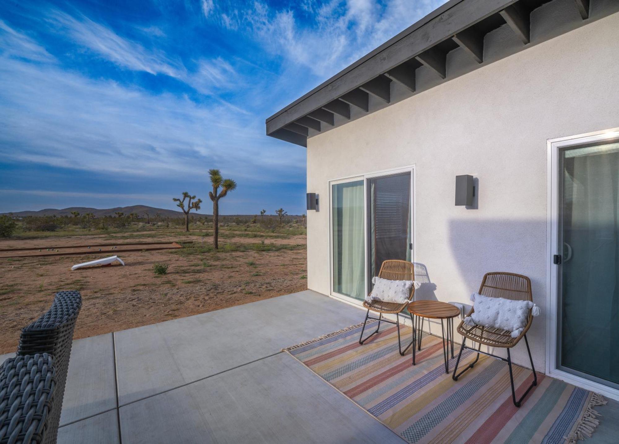 Coyote Tracks - A Modern Desert Experience Villa Joshua Tree Exterior photo
